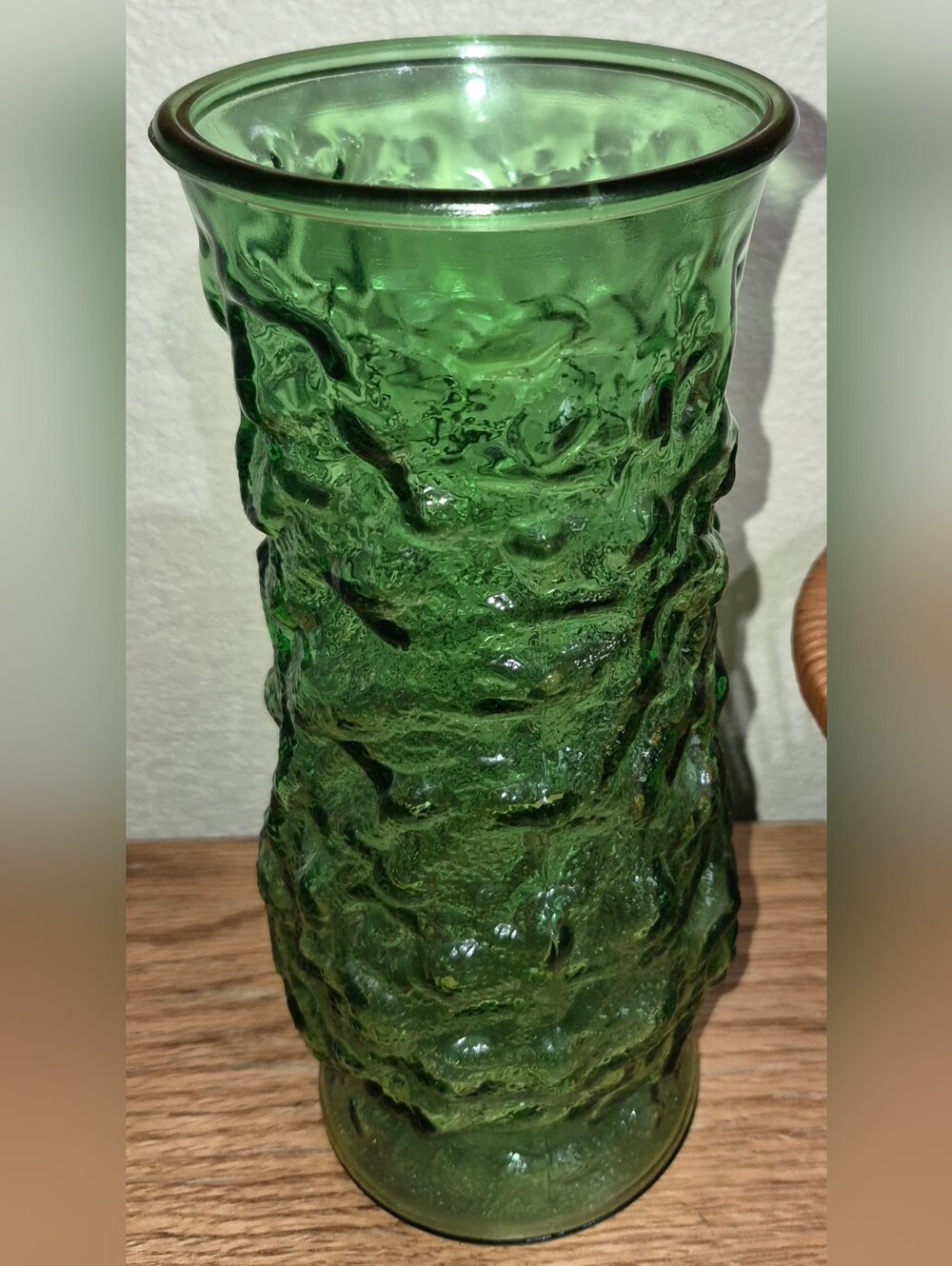 Vintage E.O. Brody Co. Emerald Green Crinkle Glass Vase